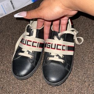 Kids boy authentic Gucci shoes